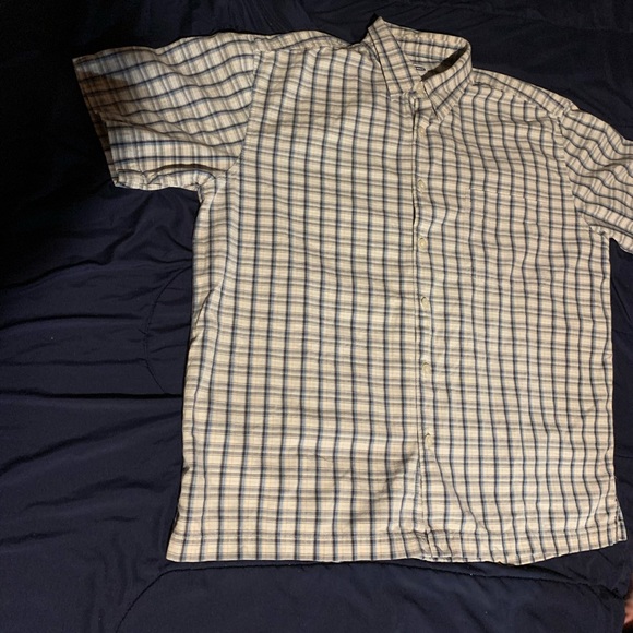 Old navy button up shirt - Picture 1 of 3